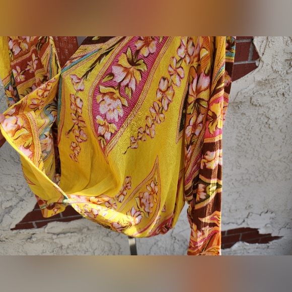 MEDIUM HAUTE HIPPIE faux wrap yellow floral boho collar crop shirt pullover - Picture 15 of 16
